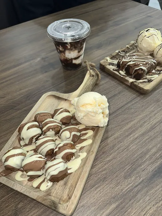 Chocolate House Yonkers Picture 6