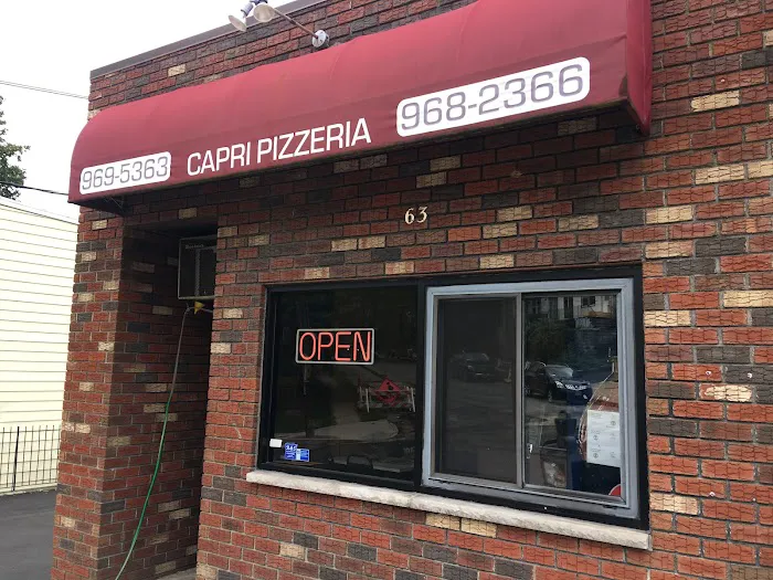 Capri Pizzeria Picture 2