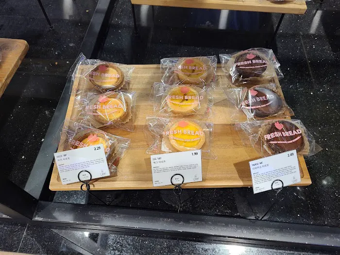 L'AMI Bakery & Cafe Picture 6