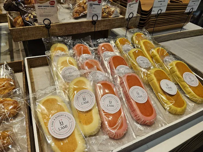 L'AMI Bakery & Cafe Picture 3