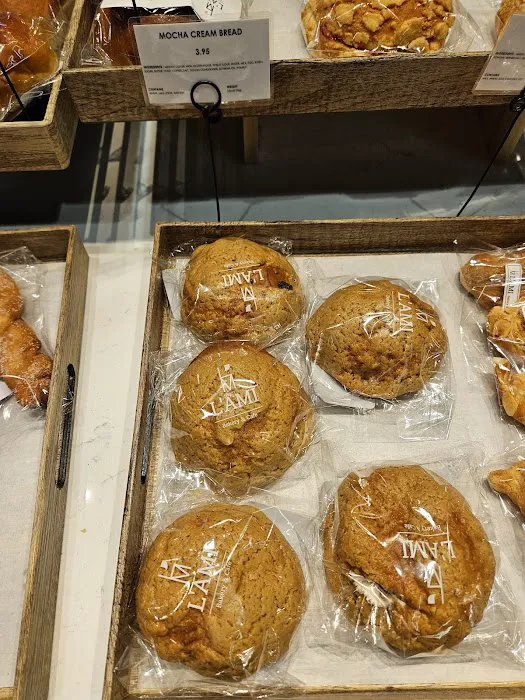 L'AMI Bakery & Cafe Picture 7
