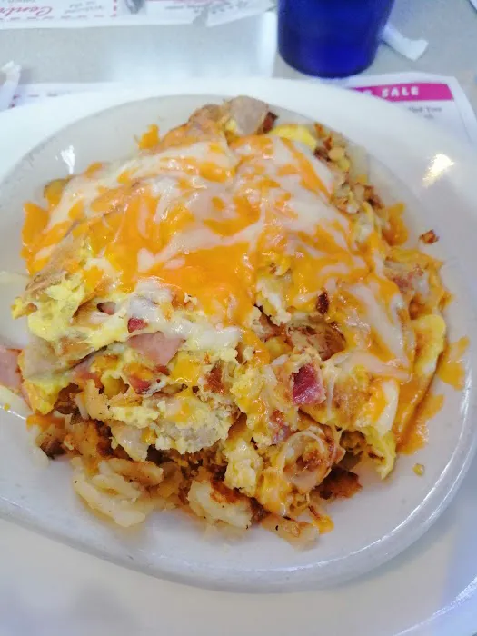 Central Plaza Diner Picture 9