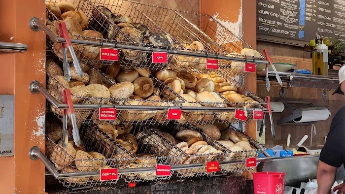 The Bagel Loft Picture 8