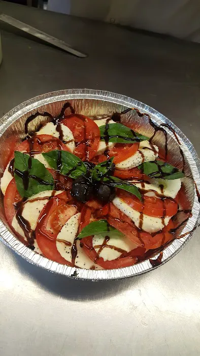 Deanna's Pizzeria & Restaurant Picture 6