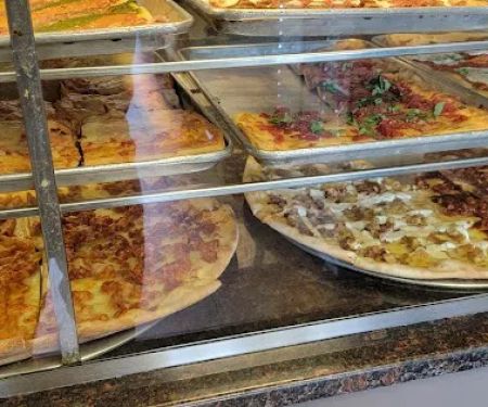 Deanna's Pizzeria & Restaurant