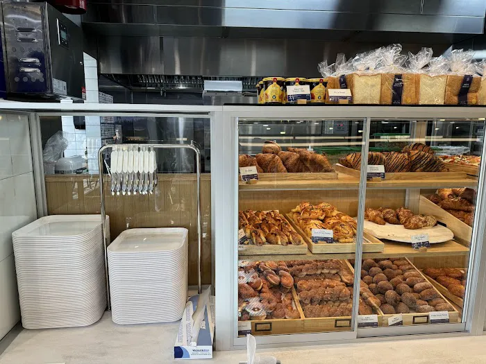 Paris Baguette Picture 3