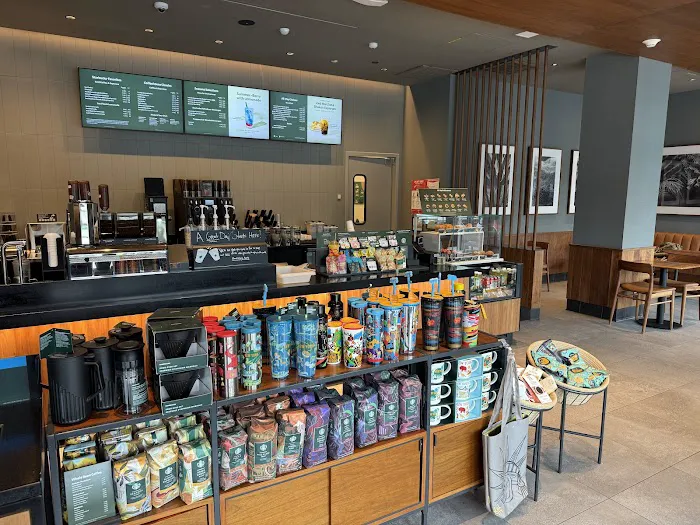 Starbucks Picture 1