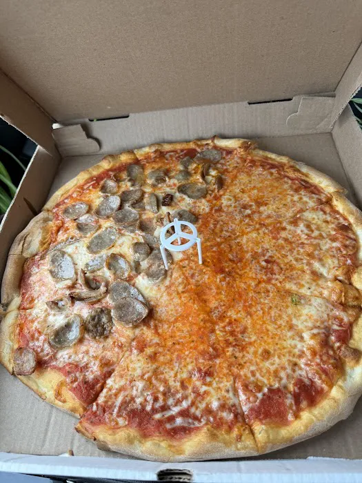 Sal's Pizza II Picture 8