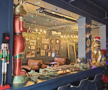 Barroom