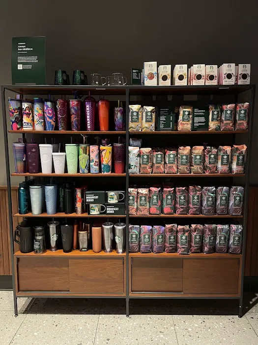 Starbucks Picture 6