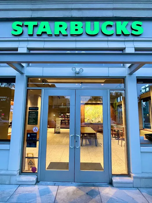 Starbucks Picture 7