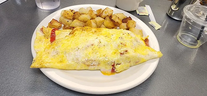 TNT Luncheonette Ltd Picture 2