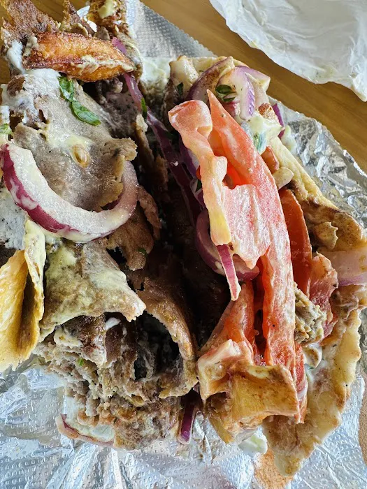 Dimitris Gyro Grill Picture 6