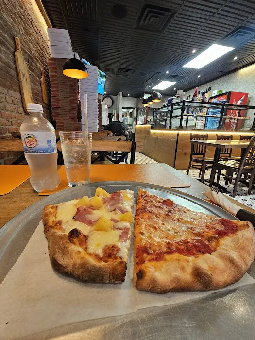 Sofia’s Pizzeria & Restaurant Picture 3