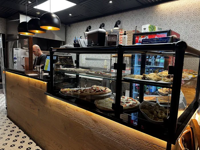 Sofia’s Pizzeria & Restaurant Picture 6
