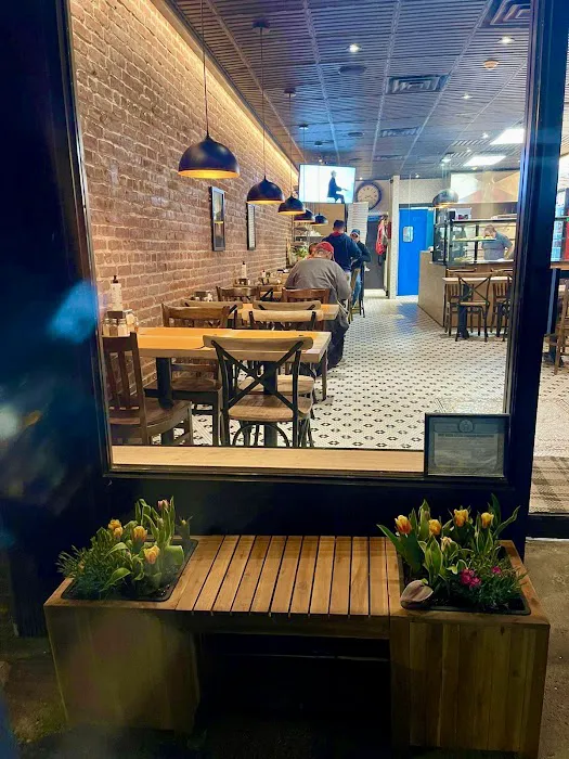 Sofia’s Pizzeria & Restaurant Picture 4