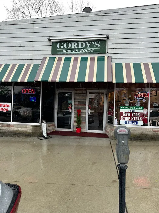 Gordy's Burger House Picture 2