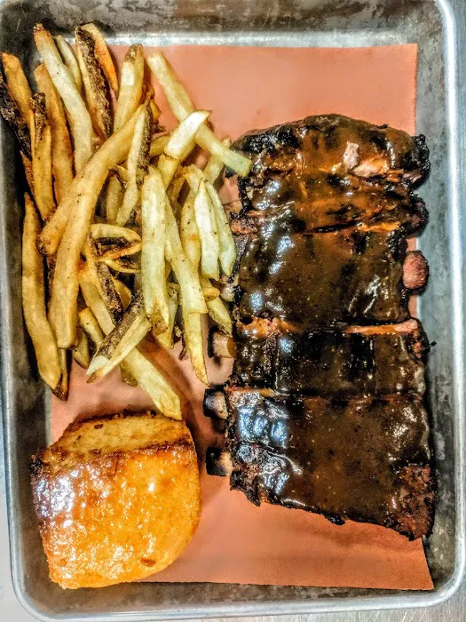 Smokehouse Tailgate Grill - NEW RO Picture 10