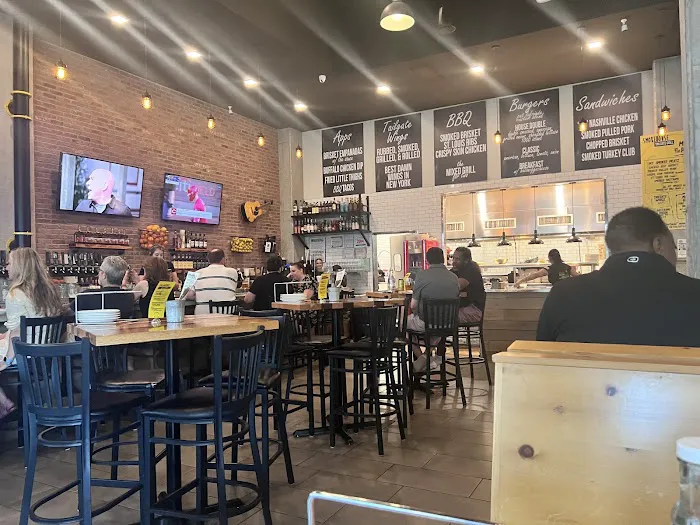 Smokehouse Tailgate Grill - NEW RO Picture 2