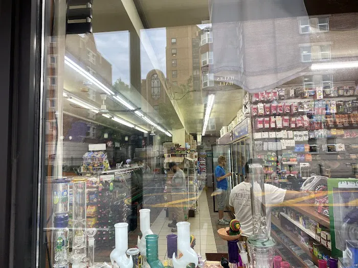 North River Deli Picture 3