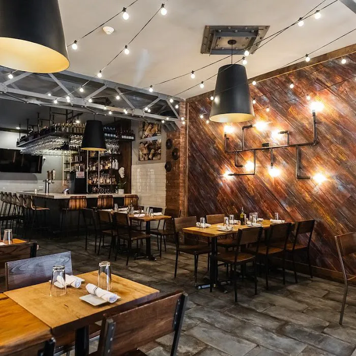 Gemelli Pizzeria Picture 4