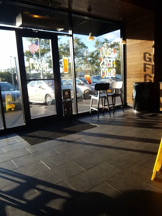 Starbucks Picture 8