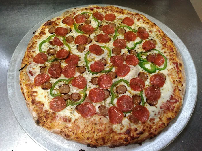 Sal's Market & Pizzeria Picture 6