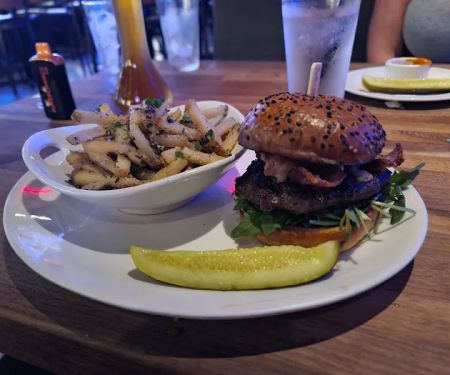Yard House