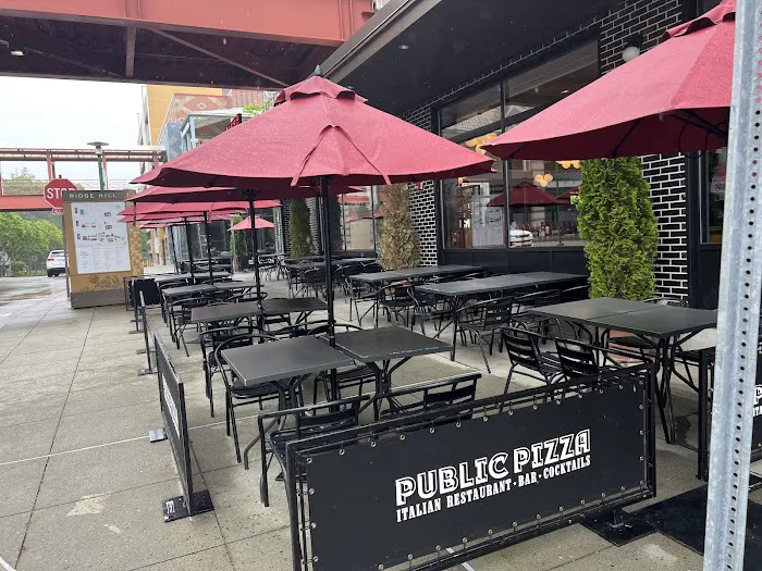 Public Pizza Italian Restaurant & Bar Picture 8
