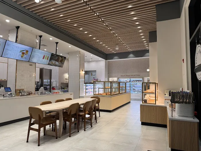Tous les Jours Bakery Cafe Picture 2