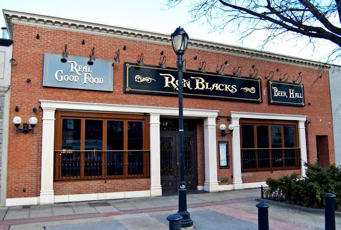 Ron Blacks Beer Hall Picture 2