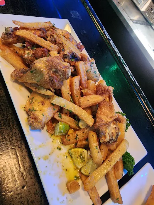 Alex Lounge Bar & Grill Picture 4