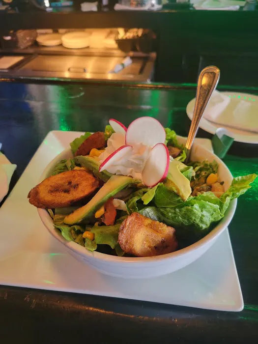 Alex Lounge Bar & Grill Picture 6