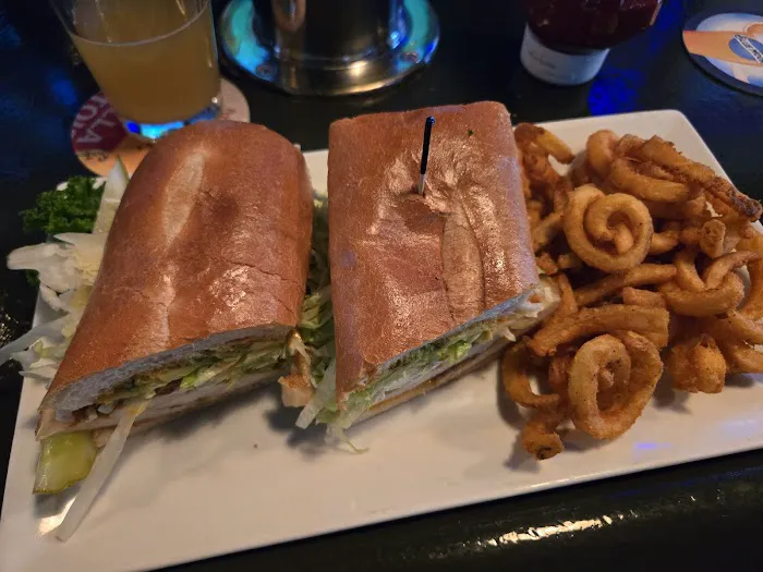 Alex Lounge Bar & Grill Picture 1