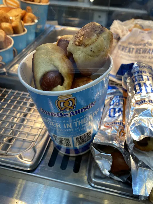 Auntie Anne's Picture 2