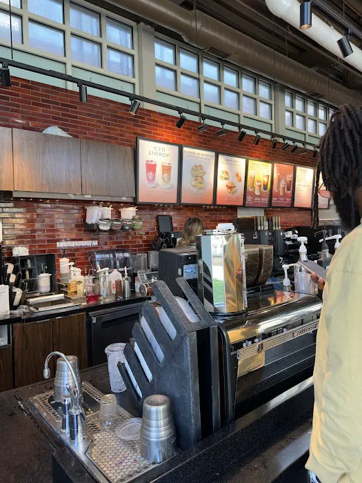 Starbucks Picture 4