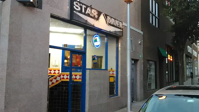 Star Diner Picture 7