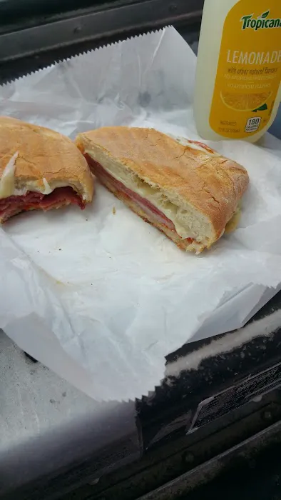 Damore Deli Cafe Picture 4