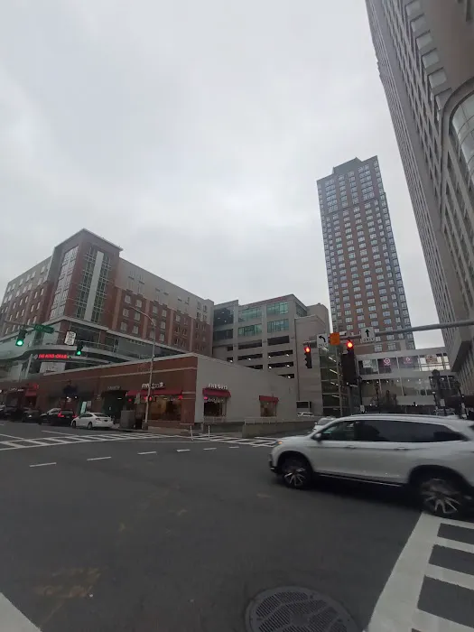 Five Guys Picture 3