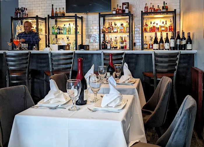 Shiraz Kitchen & Wine Bar Picture 7