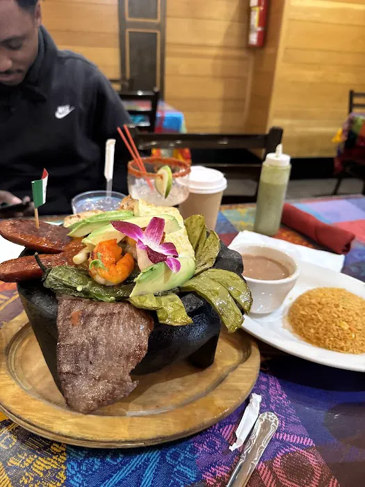 Bellos Mexican Grill Picture 4