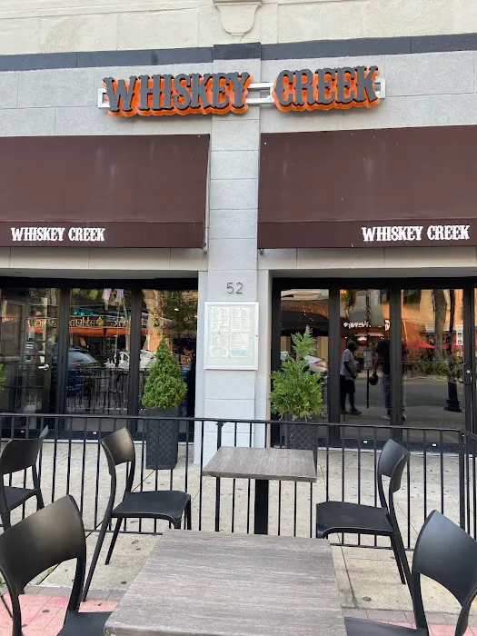 Whiskey Lounge Picture 8