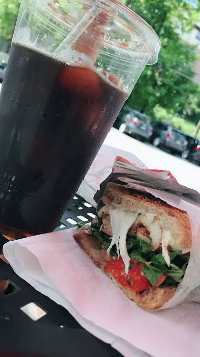 Buon Amici Deli Picture 3