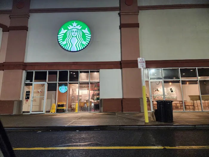 Starbucks Picture 5