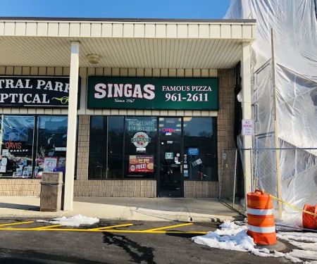 Singas Famous Pizza