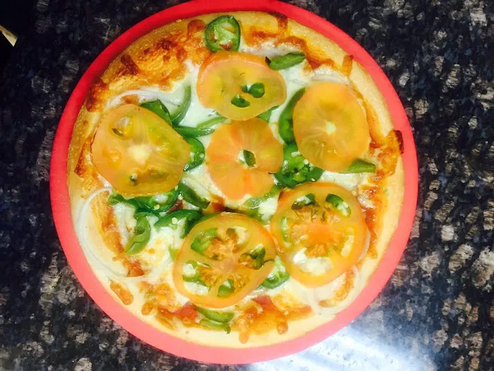 Singas Famous Pizza Picture 4