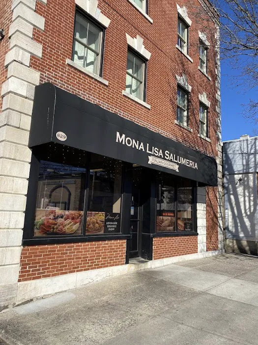 Mona Lisa Salumeria Picture 8