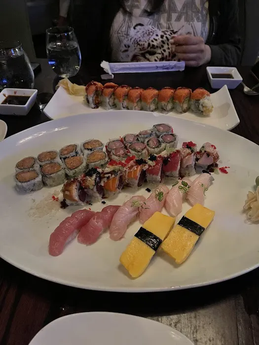 KUMO Sushi Lounge Picture 8