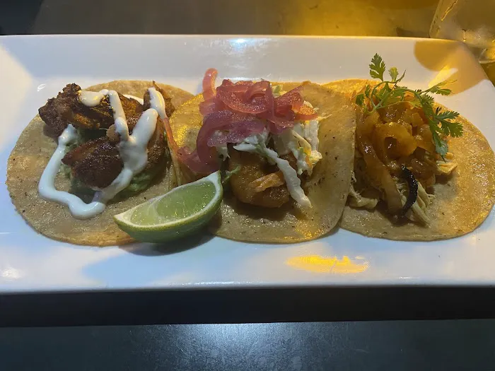 Tipsy Taco Bar Picture 10