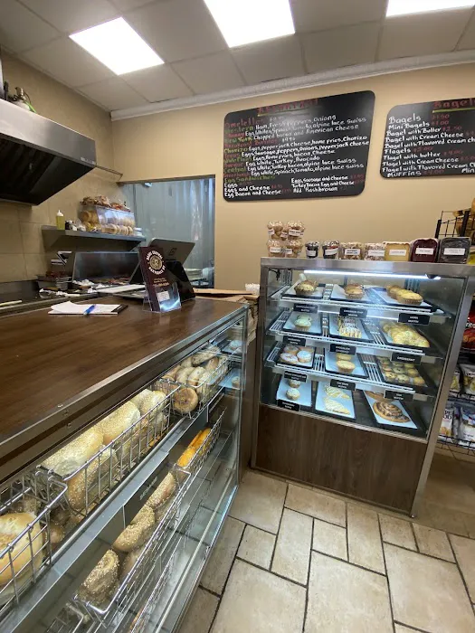 Bagel Central Picture 8
